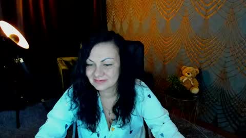 Snapshot of irissmoon1 chatting on 05/31/26, 05:31 Iris online show from 05/31/26, 05:31