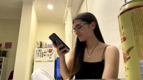 irisss31 online show from 05/15/26, 06:37