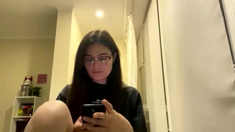 irisss31 online show from 05/19/26, 07:31