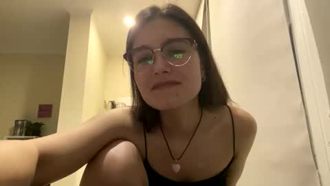 irisss31 online show from 05/23/26, 06:45