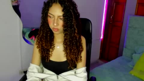 Snapshot of irix_moon chatting on 10/03/25, 04:42 irix_moon online show from 10/03/25, 04:42