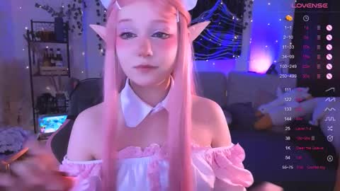 Snapshot of irma_bell chatting on 11/13/25, 10:19 Irma online show from 11/13/25, 10:19