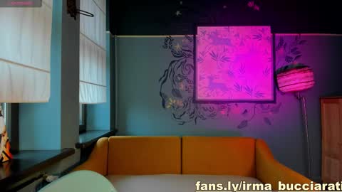 irma_bucciarati online show from 10/23/25, 08:13