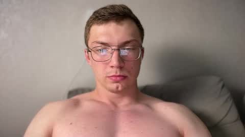 Snapshot of iron__chapman chatting on 10/05/25, 10:29 Iron online show from 10/05/25, 10:29