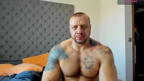 Snapshot of ironhulk22 chatting on 02/23/26, 09:06 ironhulk22 online show from 02/23/26, 09:06