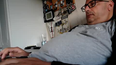 Snapshot of ironkokkk chatting on 09/24/25, 06:17 Ironkokkk online show from 09/24/25, 06:17