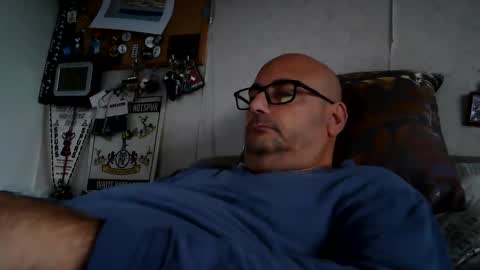 Snapshot of ironkokkk chatting on 10/23/25, 08:24 Ironkokkk online show from 10/23/25, 08:24