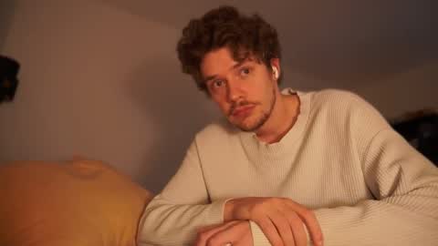 Snapshot of ironthud chatting on 10/21/25, 12:00 Sam online show from 10/21/25, 12:00