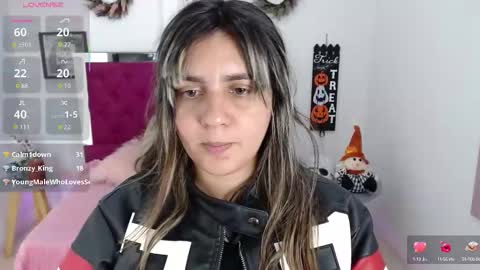 Snapshot of isa418138 chatting on 10/14/25, 09:15 isa418138 online show from 10/14/25, 09:15