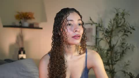 isa_____ online show from 06/07/26, 06:22