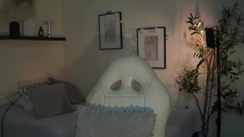 isa_____ online show from 07/19/26, 12:25