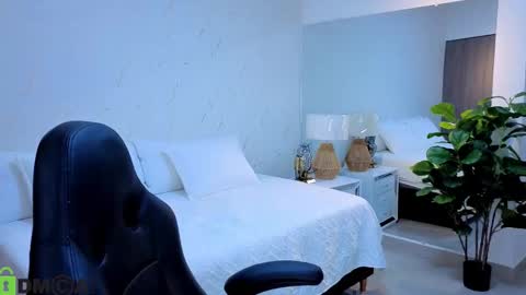 ISA online show from 11/11/25, 04:12