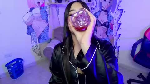 Snapshot of isa__rodriguez chatting on 07/15/26, 10:37 isa__rodriguez online show from 07/15/26, 10:37