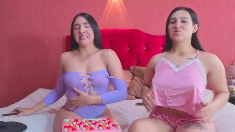 Isa and Natasha online show from 10/23/25, 01:32