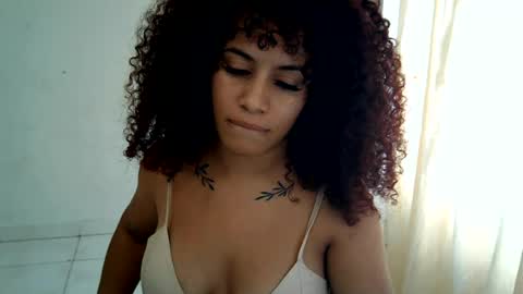 isa_bellaxx23 online show from 06/17/26, 07:48