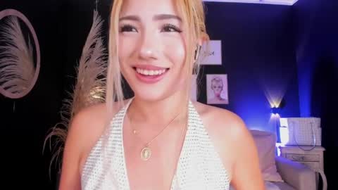 Snapshot of isa_cortes_ chatting on 05/14/26, 02:57 Isa Cortes online show from 05/14/26, 02:57