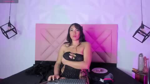 Snapshot of isa_cute_1 chatting on 06/04/26, 08:37 ISABELLA online show from 06/04/26, 08:37