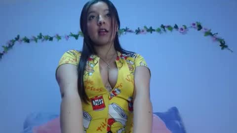 isa_jones1 online show from 02/02/25, 06:26