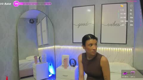 Snapshot of isa_little4u chatting on 03/23/26, 11:14 online show from 03/23/26, 11:14