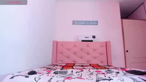 isa_lovestory online show from 08/07/26, 03:30
