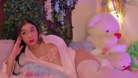 Snapshot of isa_nixon chatting on 09/26/25, 04:55 Isabella online show from 09/26/25, 04:55