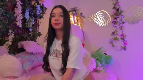 Snapshot of isa_nixon chatting on 09/30/25, 04:56 Isabella online show from 09/30/25, 04:56