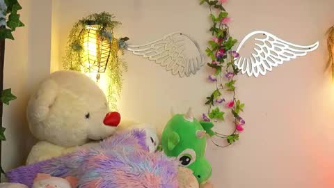 Snapshot of isa_nixon chatting on 10/18/25, 06:08 Isabella online show from 10/18/25, 06:08