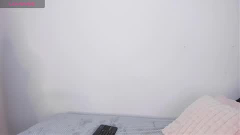 isa_squirt1 online show from 02/08/25, 12:17