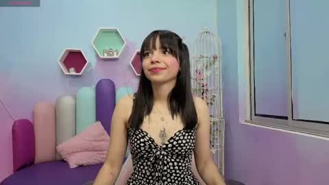 Snapshot of isaa_skinnyy chatting on 04/27/26, 03:37 Isaa Skinny online show from 04/27/26, 03:37