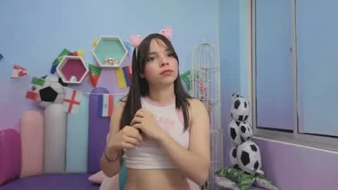 Isaa Skinny  online show from 06/21/26, 03:31