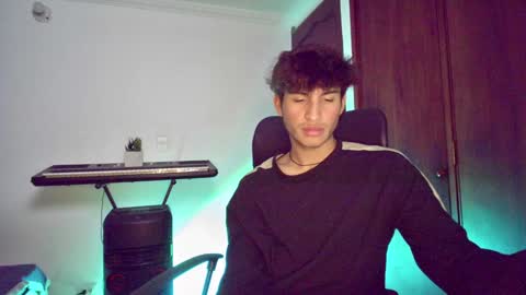 isaac online show from 01/16/25, 01:16