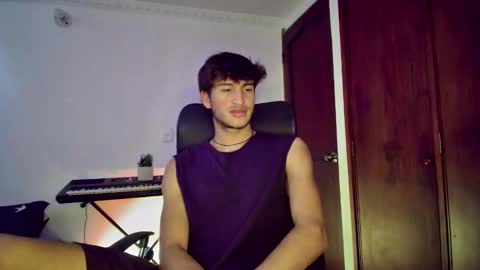 isaac online show from 01/23/25, 09:07