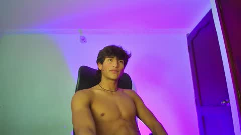 isaac online show from 09/17/25, 10:33