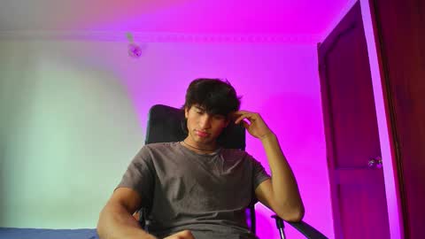 isaac online show from 09/18/25, 06:43