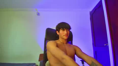 isaac online show from 09/25/25, 10:46