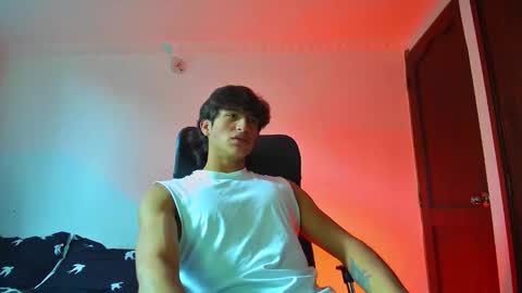 isaac online show from 10/04/25, 07:23