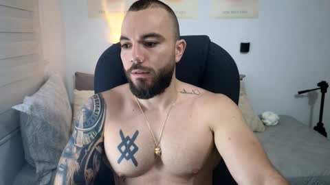 Isaac carter online show from 09/24/25, 11:02