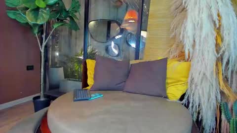 Snapshot of isaac_grimm chatting on 12/01/25, 03:22 isaac_grimm online show from 12/01/25, 03:22