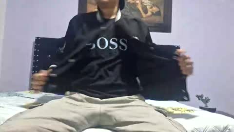 Snapshot of isaac_winter_ chatting on 10/01/25, 02:28 Isaac online show from 10/01/25, 02:28