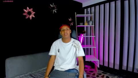 IsaacBlack  online show from 10/16/25, 05:19