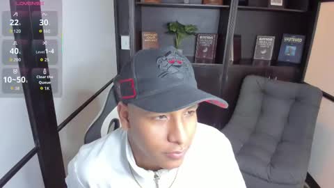 IsaacBlack  online show from 10/21/25, 05:08