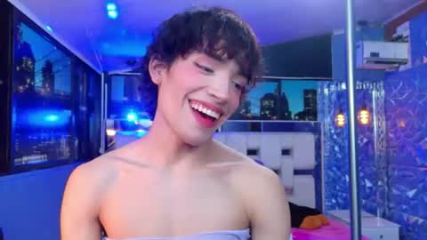 Snapshot of isaacnova chatting on 06/11/26, 12:32 isaacnova online show from 06/11/26, 12:32