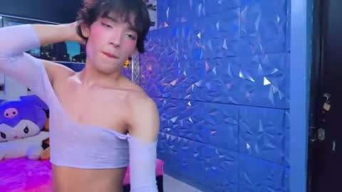 Snapshot of isaacnova chatting on 06/11/26, 02:53 isaacnova online show from 06/11/26, 02:53