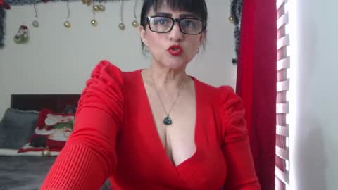 Isabeel Sofia online show from 12/07/24, 05:09