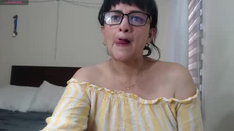 Isabeel Sofia online show from 03/04/25, 10:16