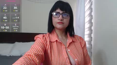 Isabeel Sofia online show from 03/05/25, 08:00