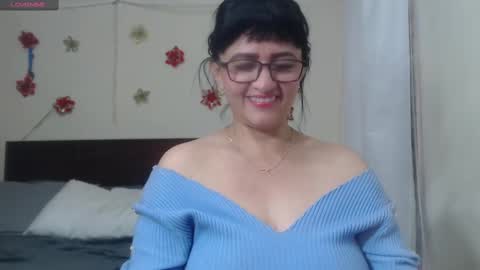 Isabeel Sofia online show from 03/07/25, 10:43