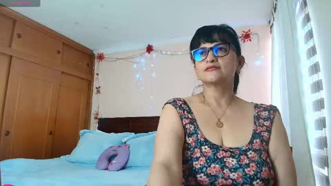Snapshot of isabeel_sofia01 chatting on 05/26/26, 09:22 Isabeel Sofia online show from 05/26/26, 09:22
