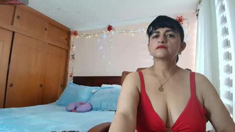 Snapshot of isabeel_sofia01 chatting on 05/27/26, 07:55 Isabeel Sofia online show from 05/27/26, 07:55