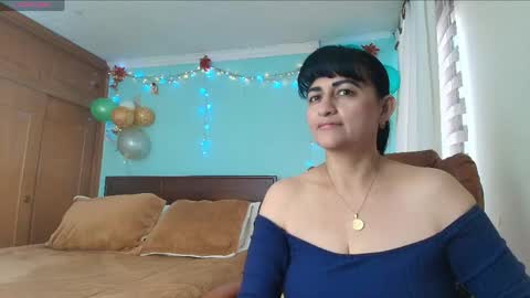 Snapshot of isabeel_sofia01 chatting on 06/06/26, 02:22 Isabeel Sofia online show from 06/06/26, 02:22